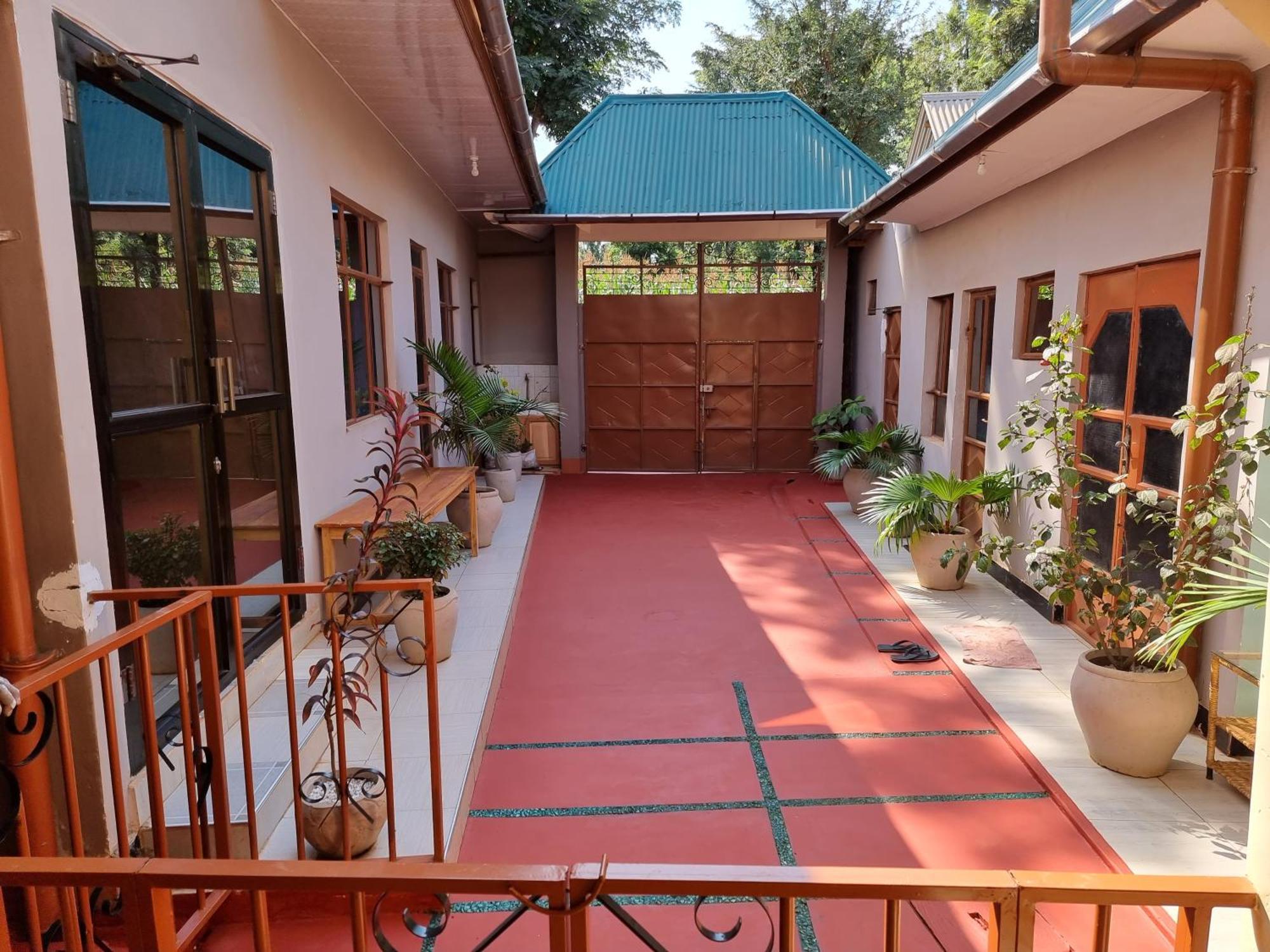 Kisanga Homestay Moshi Exteriör bild